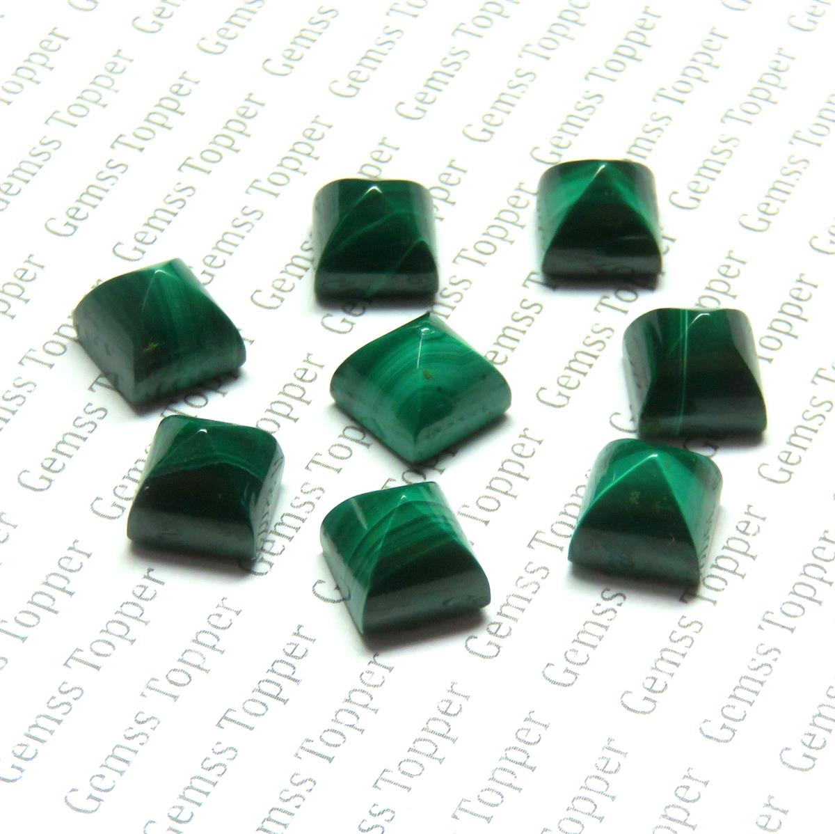 Malachite 10x10 mm Pyramid Cabochon